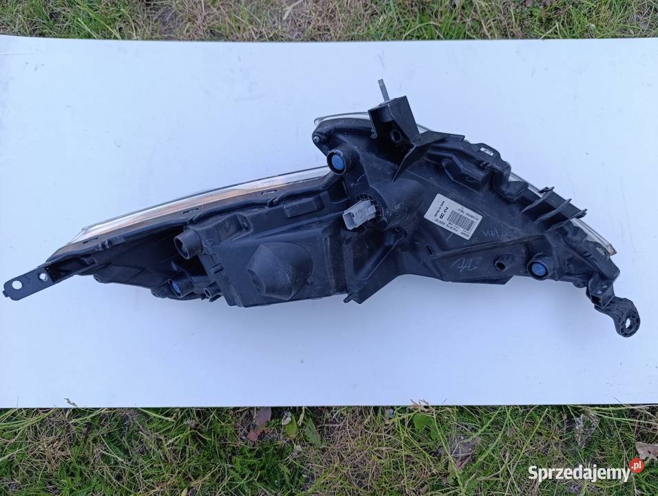 NISSAN JUKE F15 LIFT 26120BV80C LAMPA PRAWA mazowieckie Gąbin