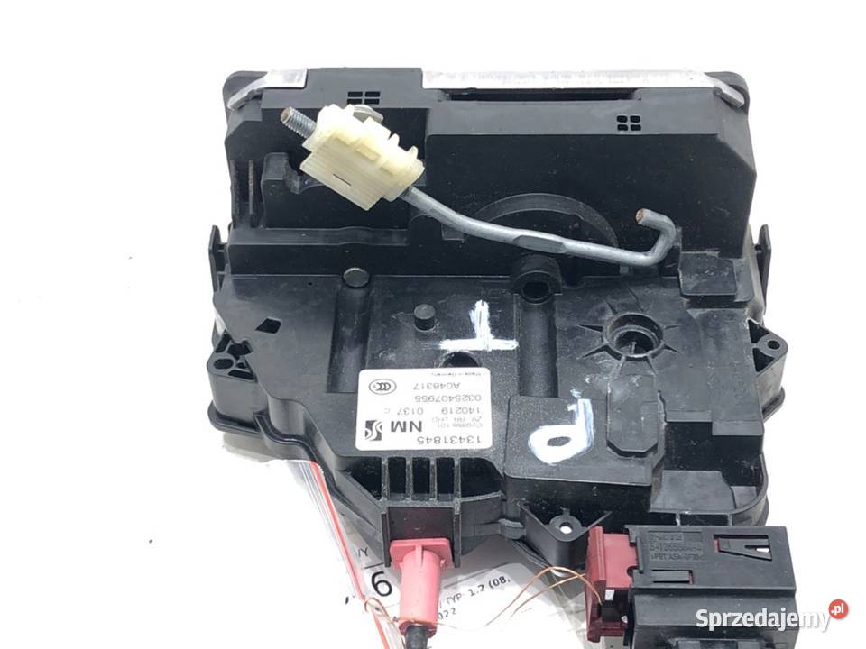 ZAMEK DRZWI PRAWY TYŁ OPEL CORSA E Hatchback