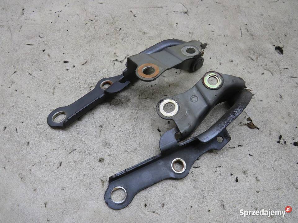 ZAWIAS MASKI LEWY LAND CRUISER 120