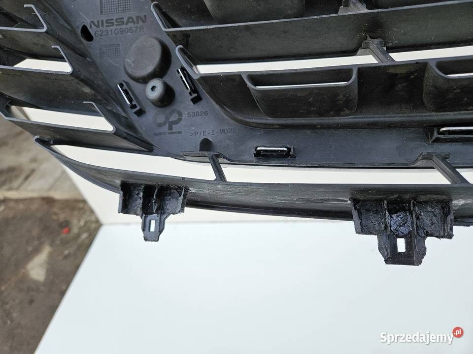 NISSAN NV300 GRILL ATRAPA ZDERZAKA PRZÓD