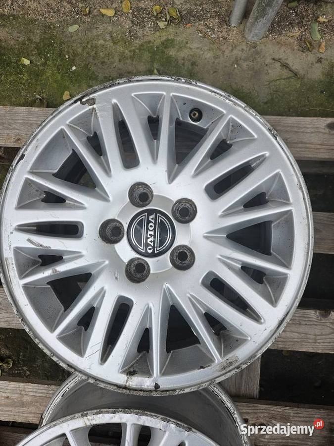 Sprzedam oryginalne felgi Volvo R15 aluminiowe łódzkie Mrowiczna