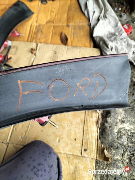 MONDEO MK3 KOMBI LAMPA LAWA LEWY TYŁ Kamień-Kolonia sprzedam