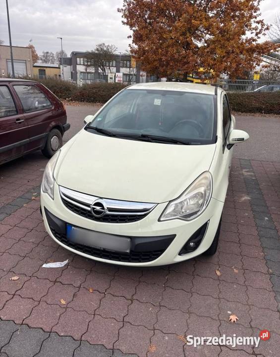 Opel Corsa D Lift 2011 Euro5 Pistacjowy Kolor ABS