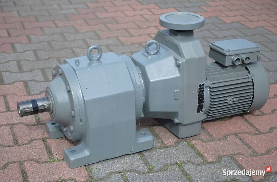 Motoreduktor 132kw z regulacją 1592515obr Biznes i Przemysł Kargowa