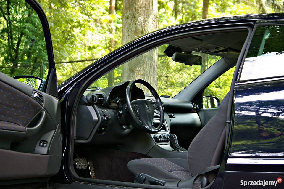 Mercedes Benz Klasa C 200 COUPE LPG Bezwypadkowy 2/3