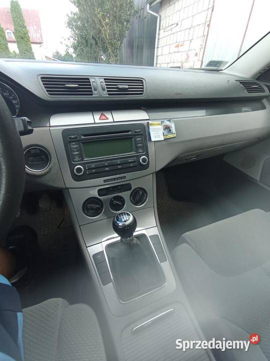 Volkswagen Passat 16 FSI Highline Babino