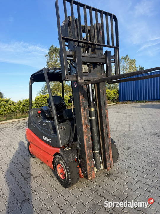 wózek widłowy elektryczny LINDE E2502 Triplex Motoryzacja Działoszyn