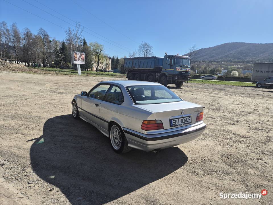 BMW E36 Coupe 325i 192 Stan kolekcjonerski nieuszkodzony śląskie Bujaków