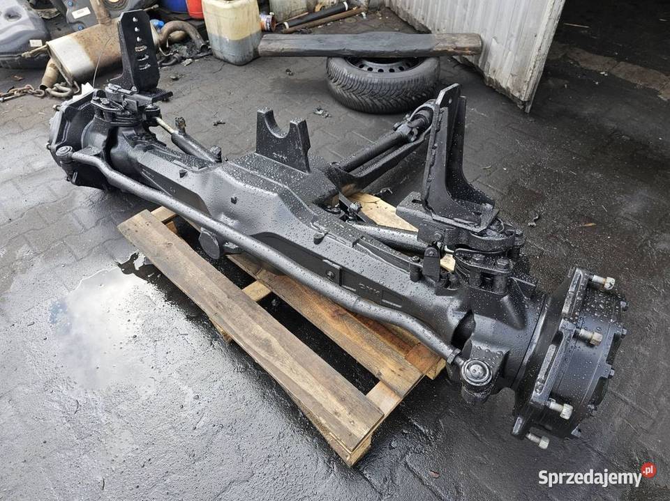 ZWOLNICA LEWA PRZÓD STEYR 6230 CVT 87576875B Pozostałe