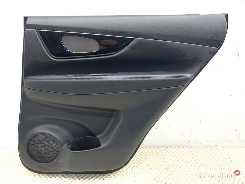 BOCZEK DRZWI PRAWY TYŁ NISSAN XTRAIL T32 SUV Tapicerki samochodowe
