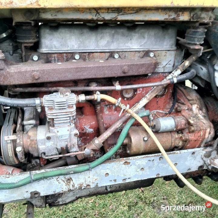 Sprzedam Ursusa 902 4 biegową skrzynia silnik Siedlce