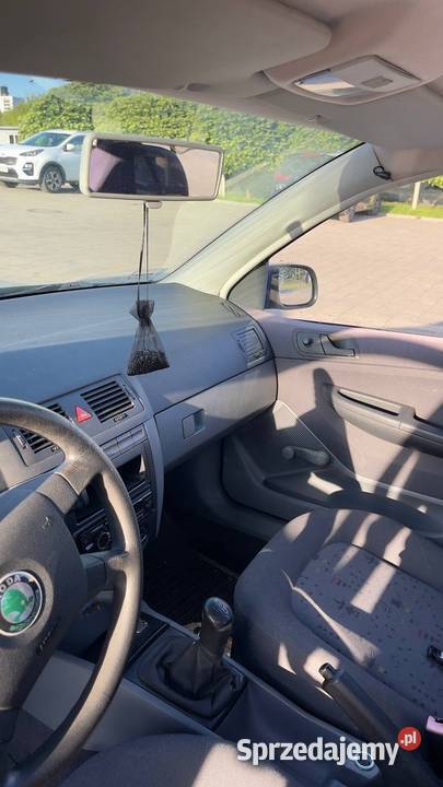 Skoda Fabia 2001 14 Benz Hatchback śląskie Częstochowa