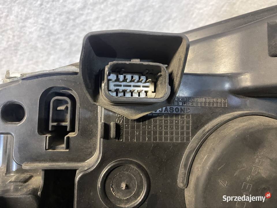 PEUGEOT 308 I LAMPA PRAWA PRZEDNIA PRAWY PRZÓD prawe Lampy przednie Jasienica