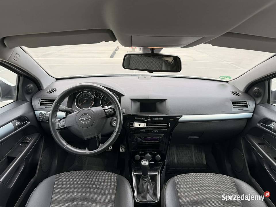 Opel Astra H GTC 18 Benzyna Coupe Opc Line Skóra isofix