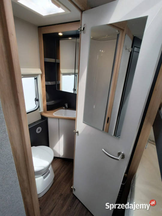 przyczepy kempingowe Knaus Sport 500 KD z dużą KNAUS