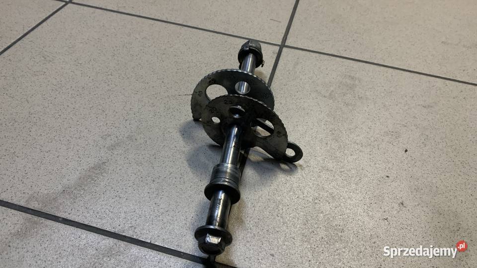 Ośka koła tył Honda MTX 125 Elementy nadwozia Brzeszcze