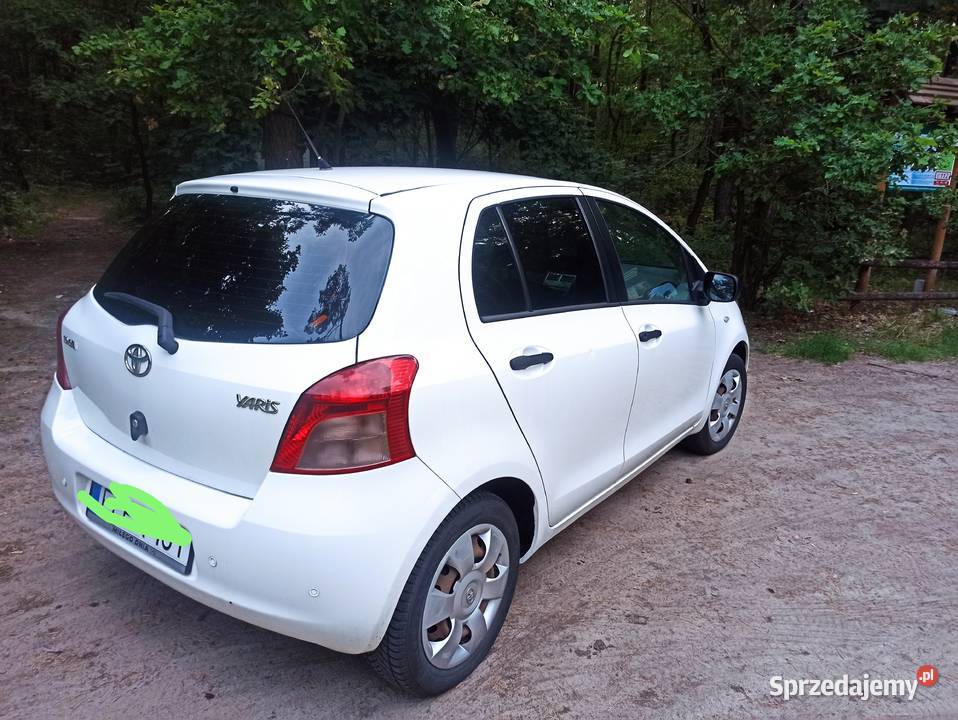 Toyota Yaris 2007 13 5o drzwiowa nieuszkodzony Łódź sprzedam