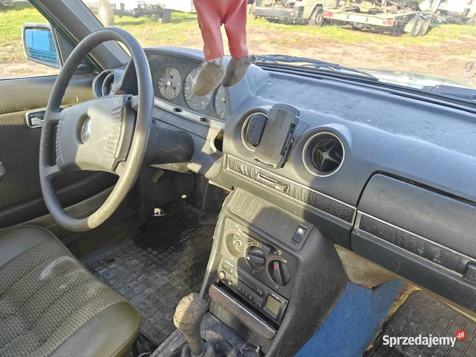Mercedes w123 beczka 240d słaby stan w całości osobowe Przytyk