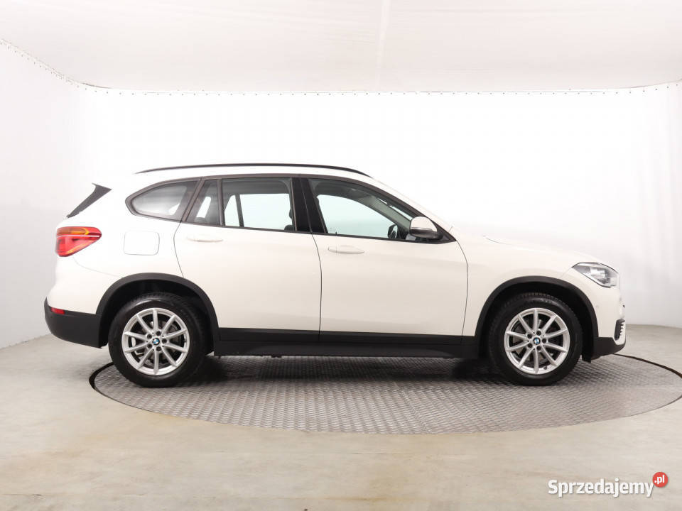 BMW X1 sDrive18i 4/5 Katowice