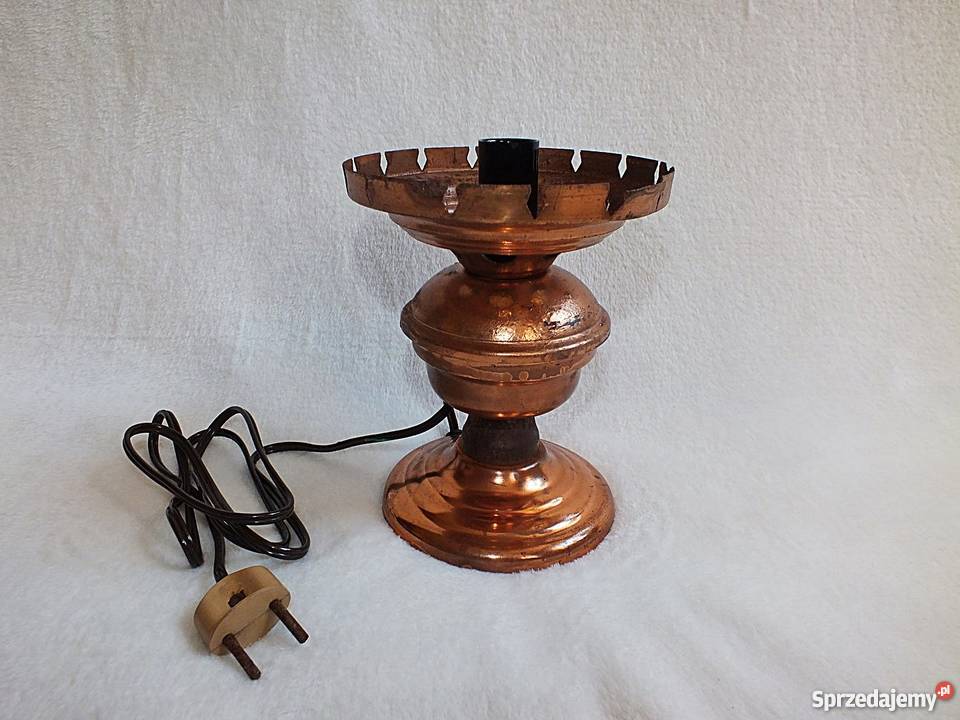 Stary korpus lampy naftowej Lampa na prąd