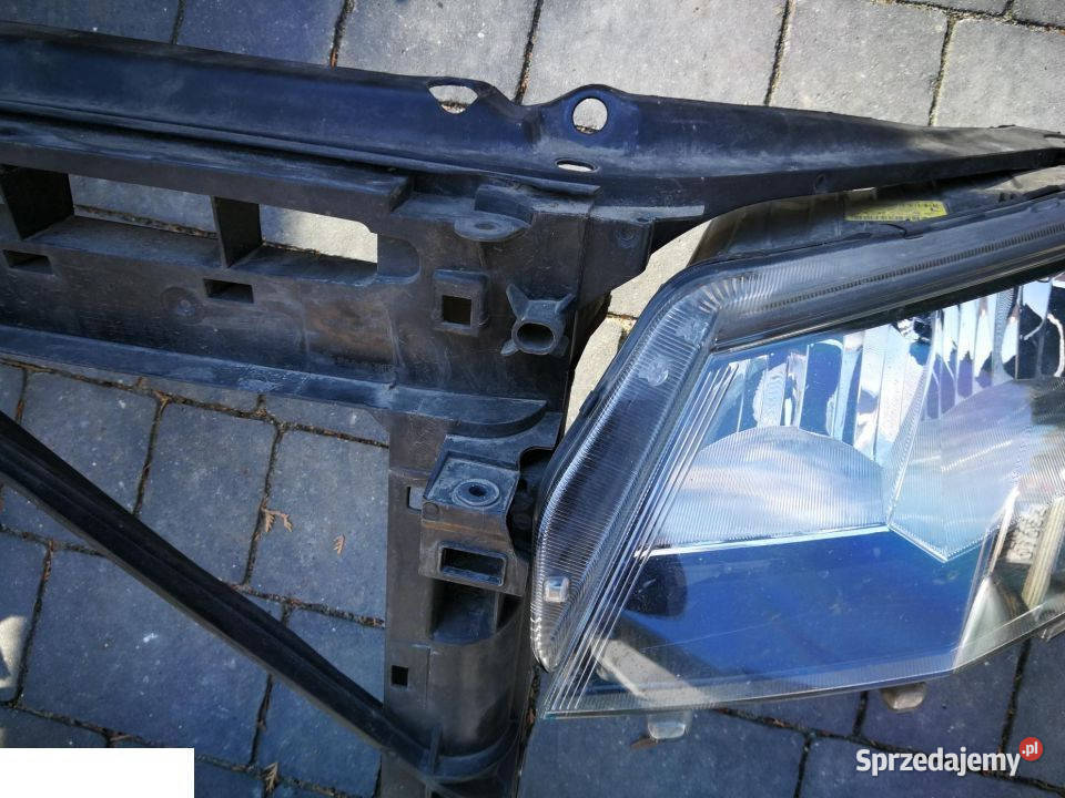 Skoda octavia III reflektor przedni lewy prawy Kozubszczyzna
