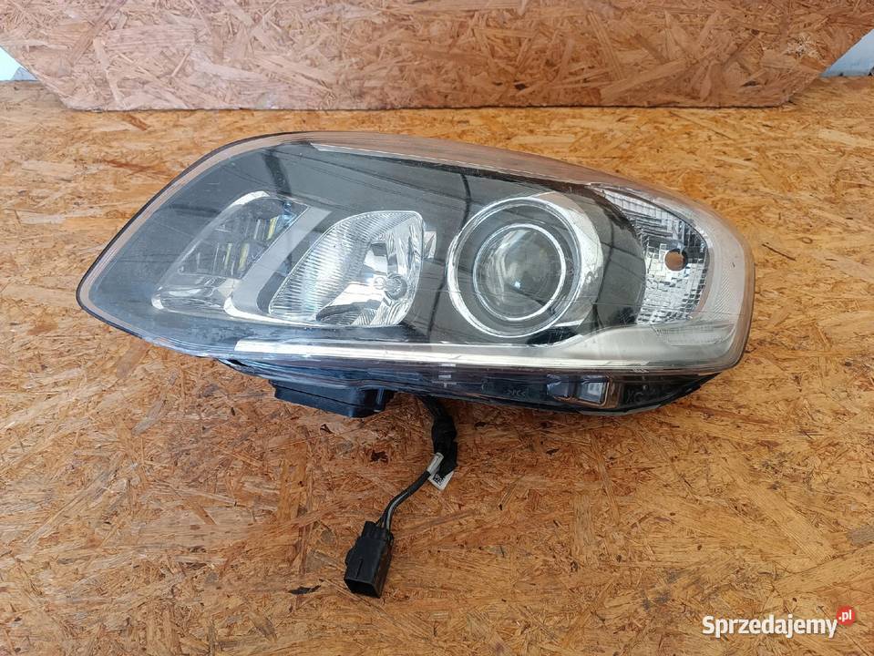 LAMPA LEWY PRZÓD EU 31420249 VOLVO XC60 I LIFT Nowy Tomyśl sprzedam