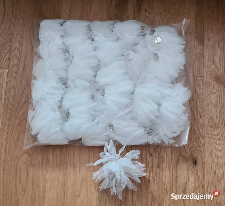 Ozdobne kwiaty broszki kotyliony na agrafce różowy