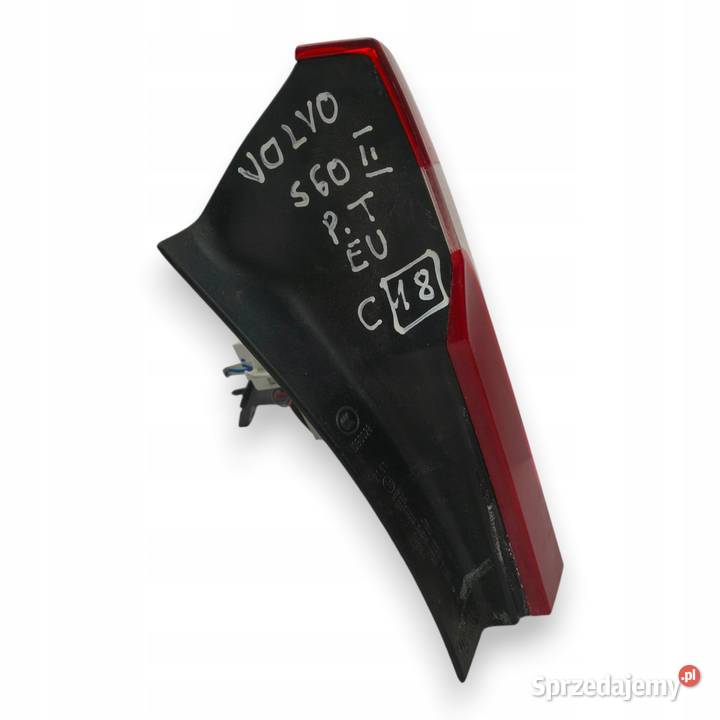 LAMPA PRAWA Volvo S60 II 1013r TYLNIA TYLNA osobowe lubelskie Chełm