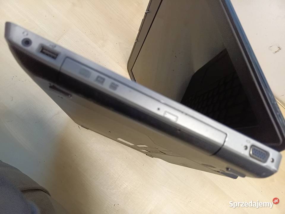 Laptop Dell 15 duża bateria 15-15.9" sprzedam