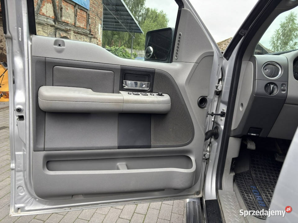 Ford F150 PROMOCJA Ford F150 Crew Cab 46 Triton lubuskie