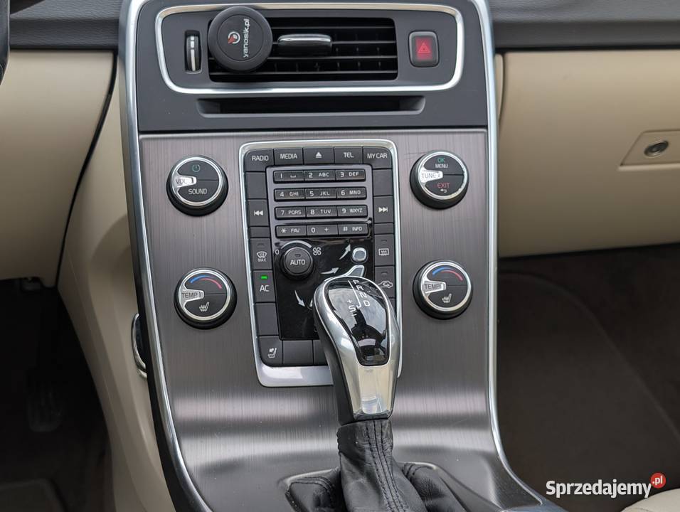 Volvo S60 25 T5 AWD Premier sprzedam