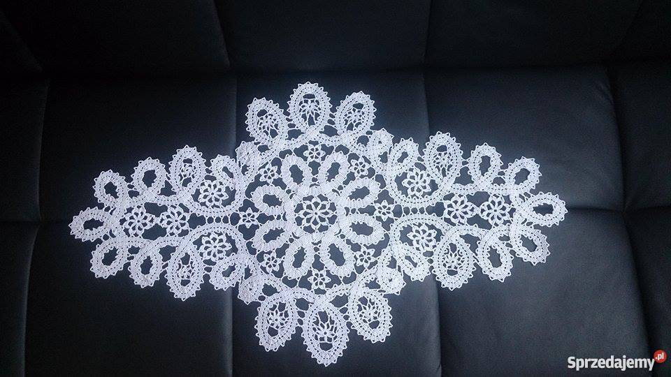 Bieżnik biały koronkowy Kłobuck