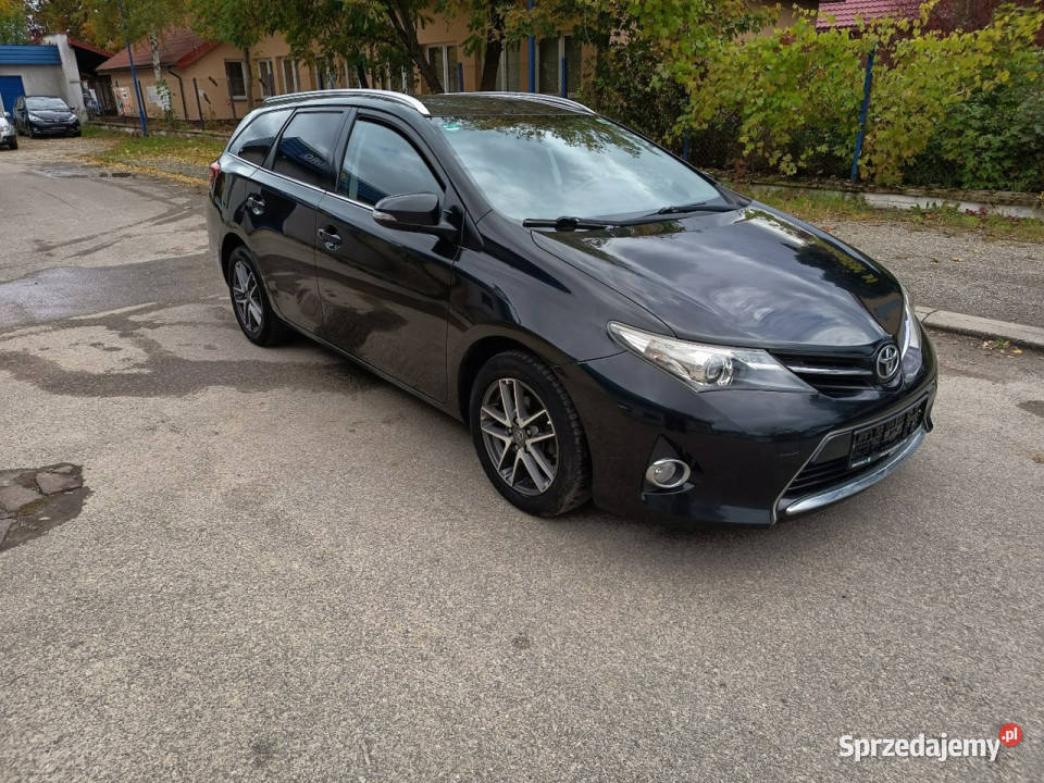 Toyota Auris Or lakier udokumentowany czujnik deszczu