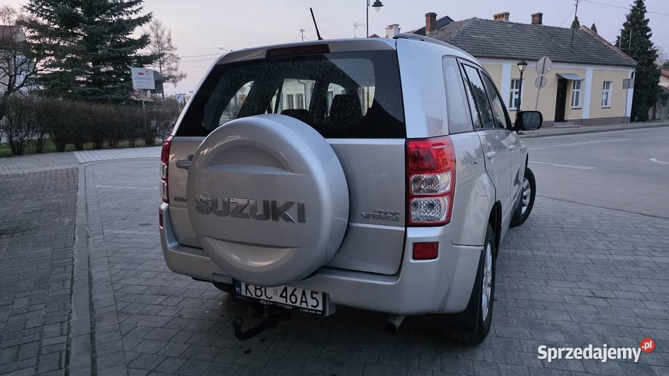 Suzuki gran vitara 20 beznyna 4x4 Tarnobrzeg