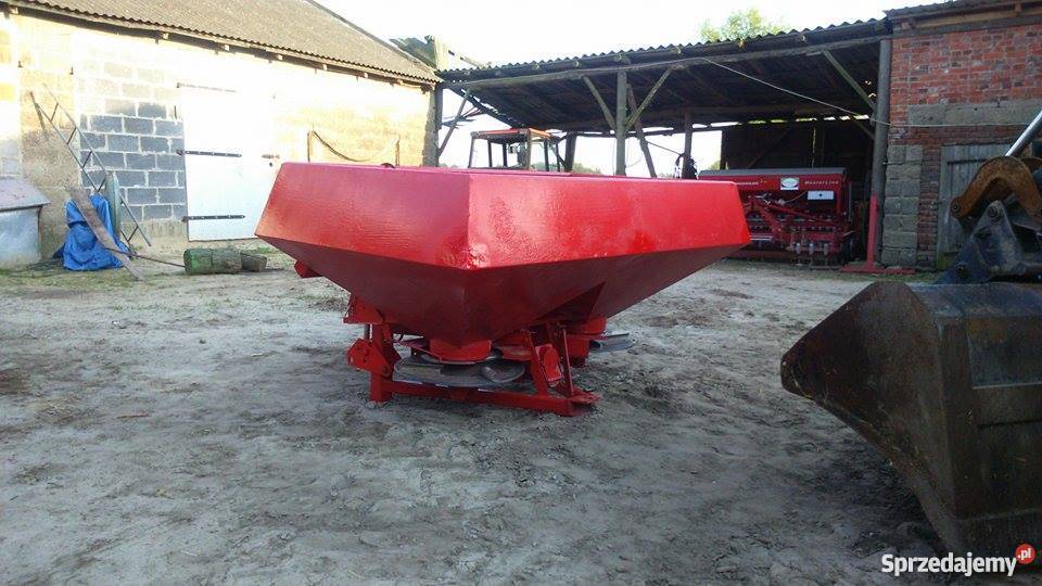 Rozsiewacz Lely Industries 1200 L Izbica Kujawska