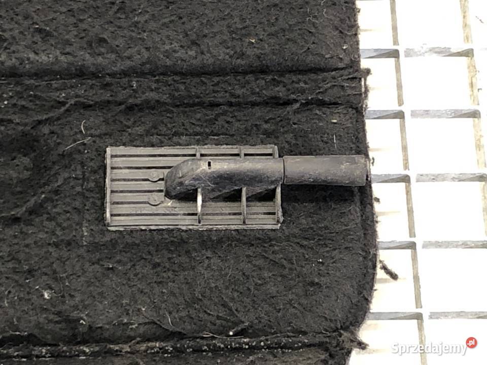 PÓŁKA TYŁ FORD FOCUS C 0307 OSŁONA BAGAŻNIKA sprzedam