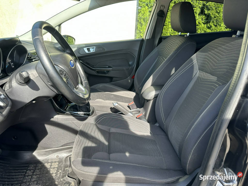 Ford Fiesta Titanium 5 drzwi klimatronik mrozi Wejherowo
