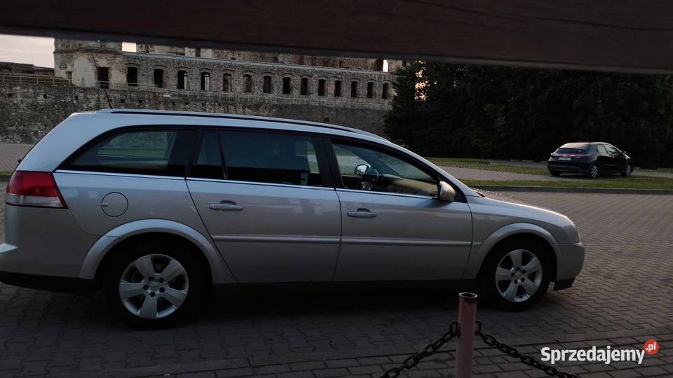 Opel vectra c kombi Iwaniska