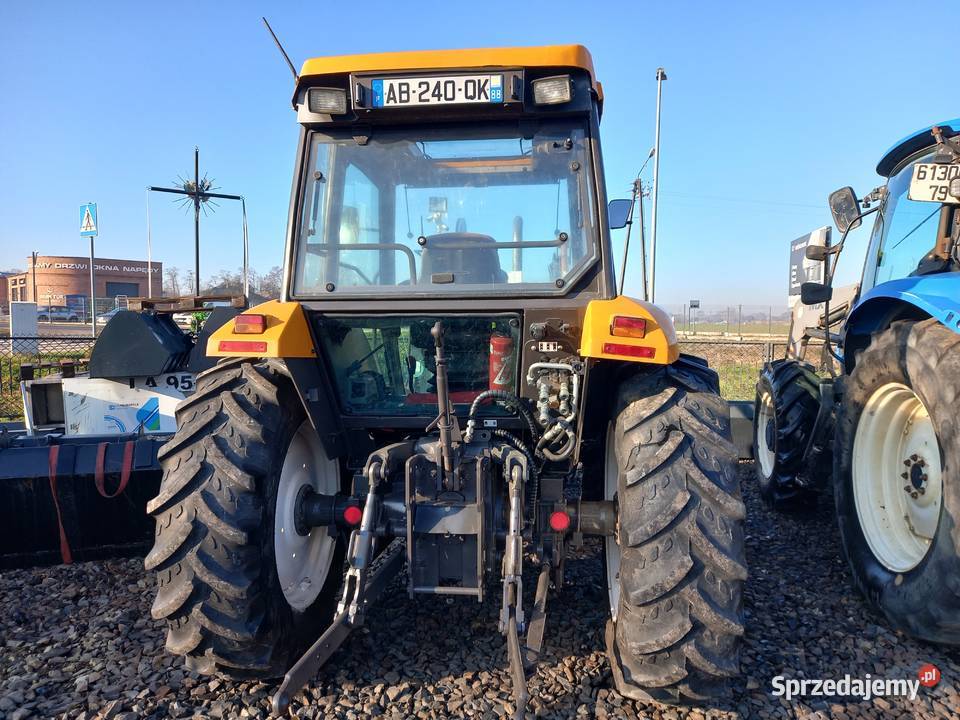 Renault ergos 446 z ładowaczem silnik john deere Renault Turek