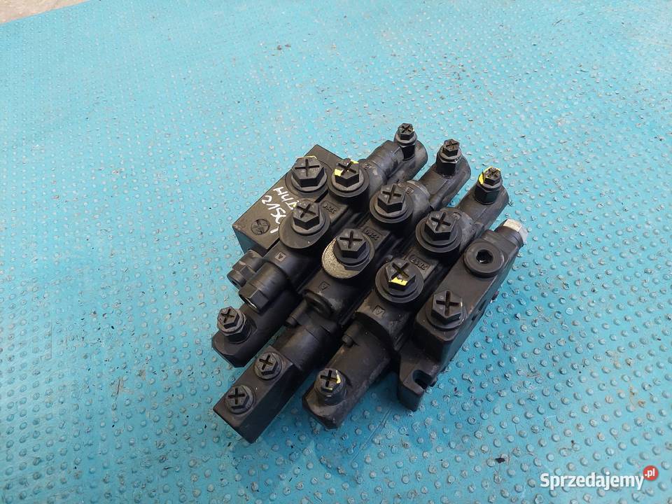 4 sekcje Rozdzielacz hydrauliczny Kramer Kielce sprzedam