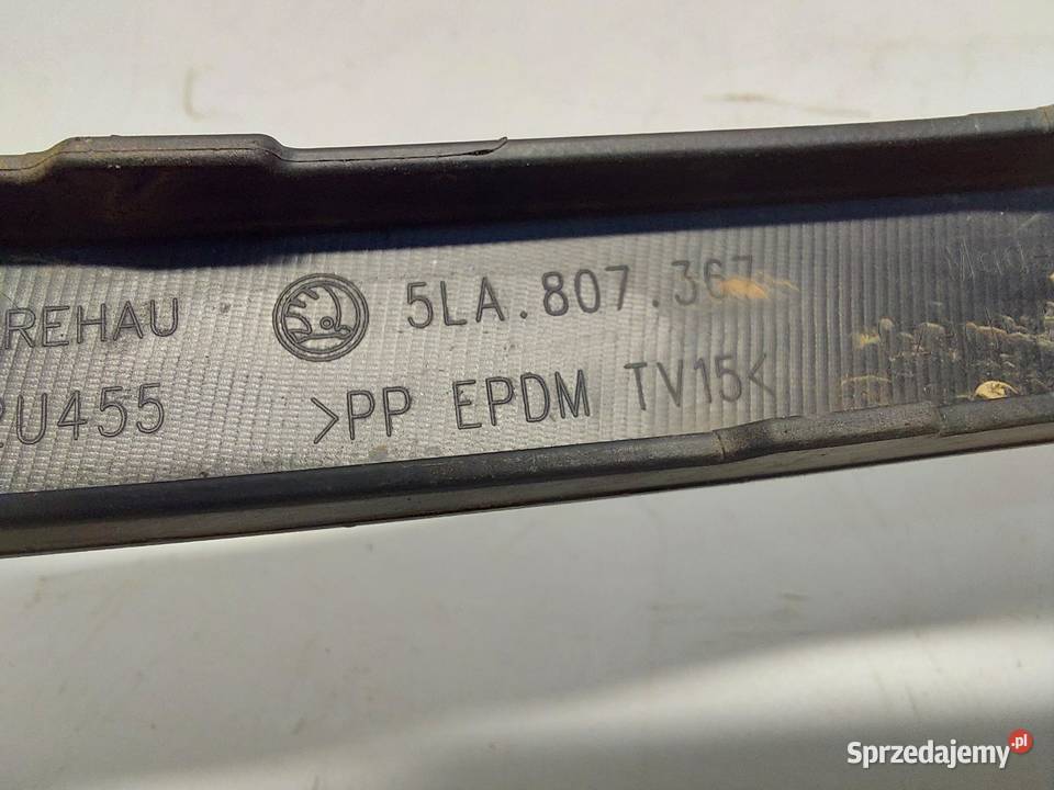 SKODA Enyaq 5LA iV85 Listwa zderzaka przód lewa sprzedam