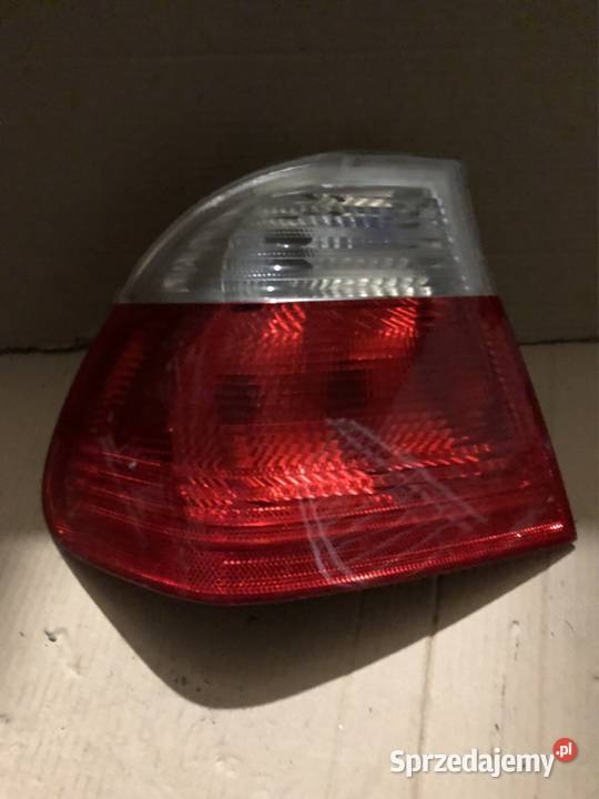 BMW 3 E46 9801 LAMPA TYŁ LEWA 4D SEDAN 8383821 Rok produkcji 2000 sprzedam