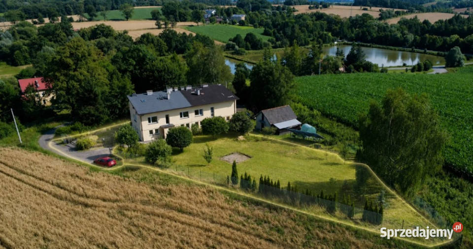 Cieszyn Dom z garażem Działka 133 ar 1333m2