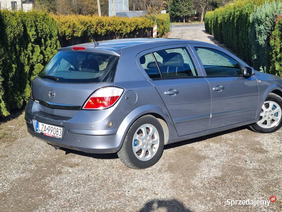 Opel Astra H benzyna gaz Rok produkcji 2004 lubelskie Zamość