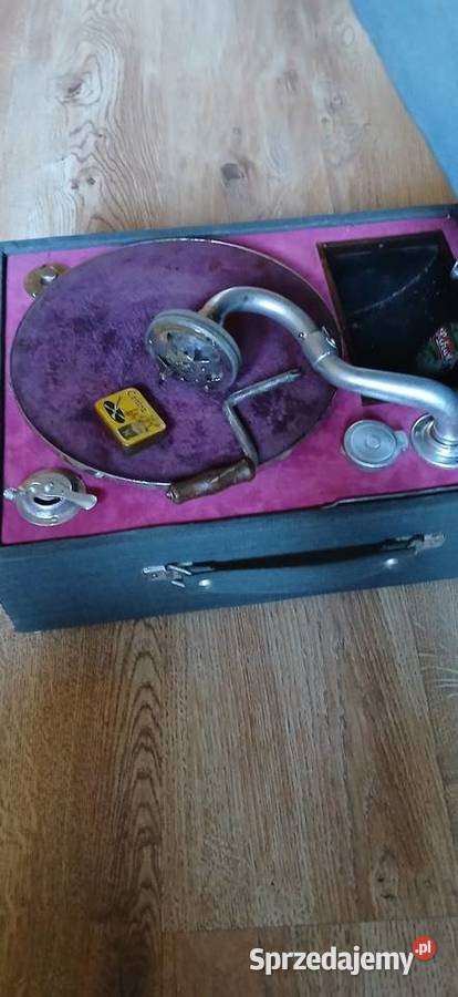 Stary gramofon patefon SPRAWNY