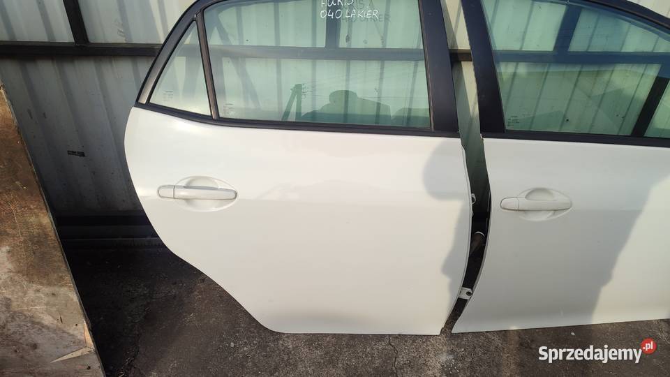 TOYOTA AURIS 1 LIFT 0912 DRZWI PRZOD TYL PRAWE Włoszczowa