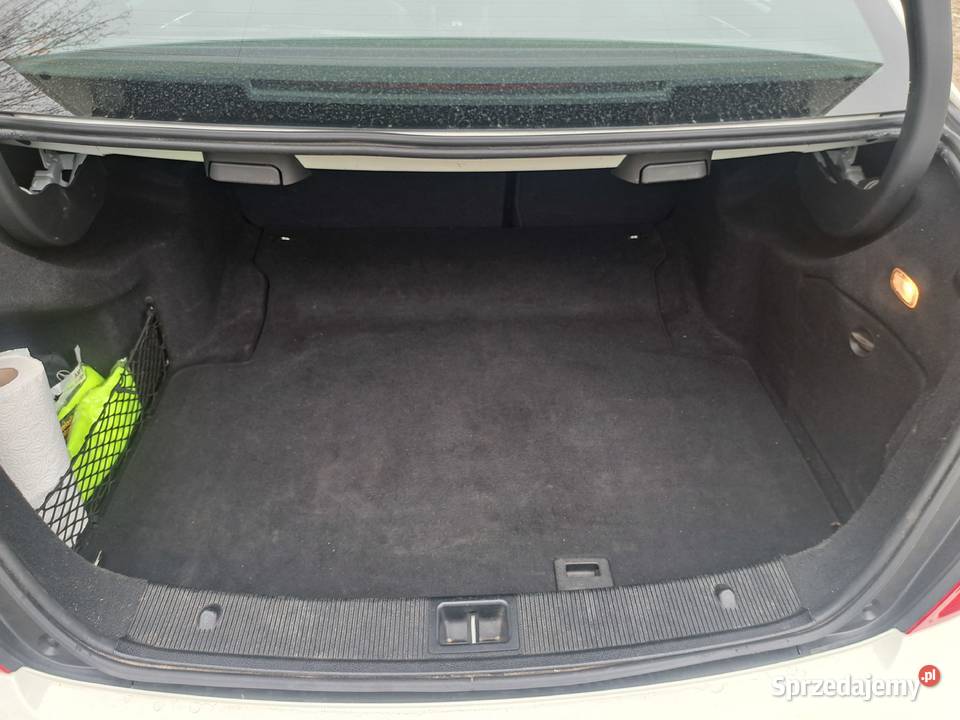 Mercedes w 204 Grabowiec