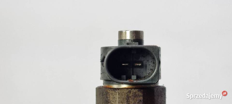 WTRYSKIWACZ VOLKSWAGEN PASSAT B8 04L130277AC Lipno