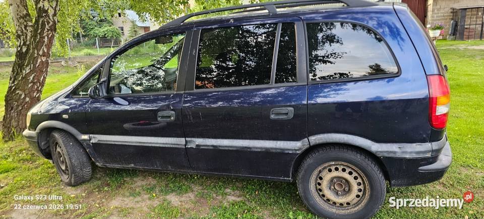 Opel zafira a 18 lpg 7 osobowy Czytaj opis do Zarejestrowany w Polsce Zafira