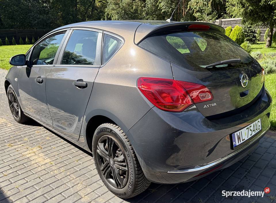 Opel Astra J 2013 14 Benzyna 100 udokumentowana ASR (kontrola trakcji) Warszawa
